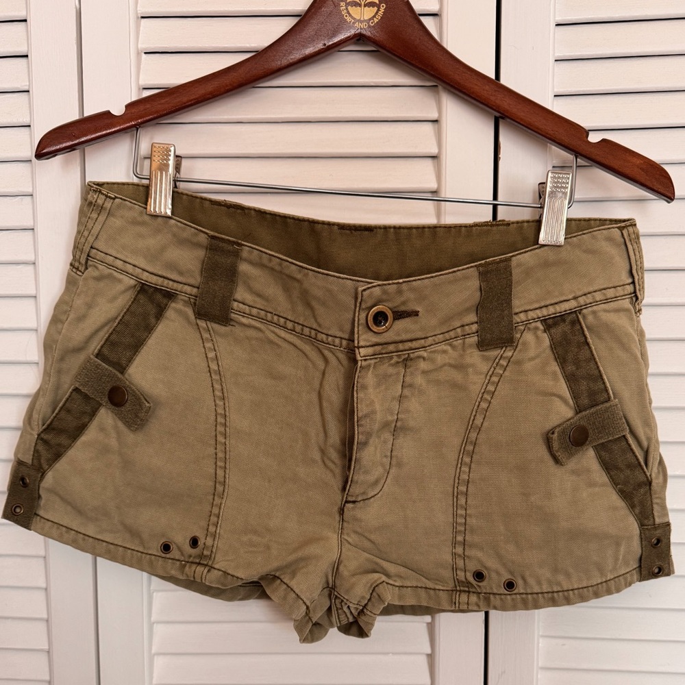Free People low rise olive green utility short.